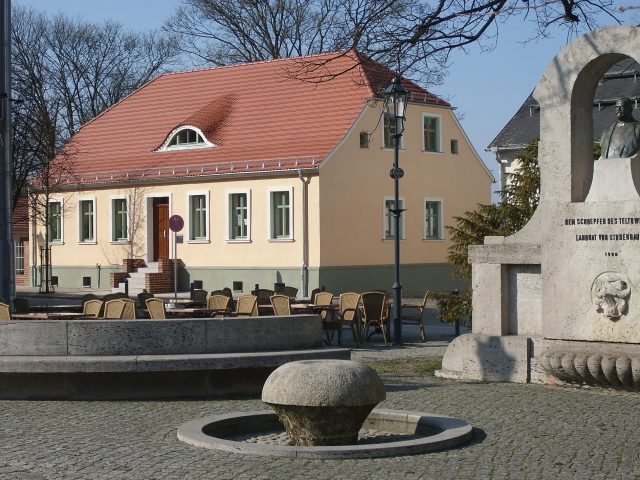 Abstrakte Malerei - Atelier Teltow - direkt am Marktplatz in der Altstadt